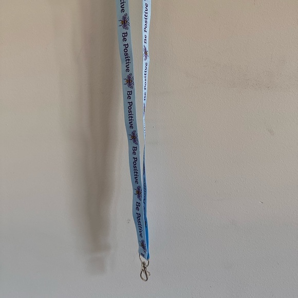 2 Lanyards Keychains - Picture 3 of 4